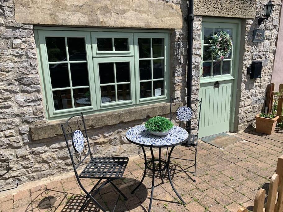 Gorgeous Cozy Cottage With A Heritage Feel, Walks, Pubs & Wood Burner Tideswell Esterno foto