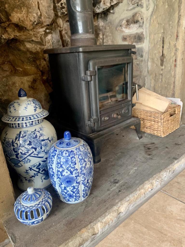 Gorgeous Cozy Cottage With A Heritage Feel, Walks, Pubs & Wood Burner Tideswell Esterno foto