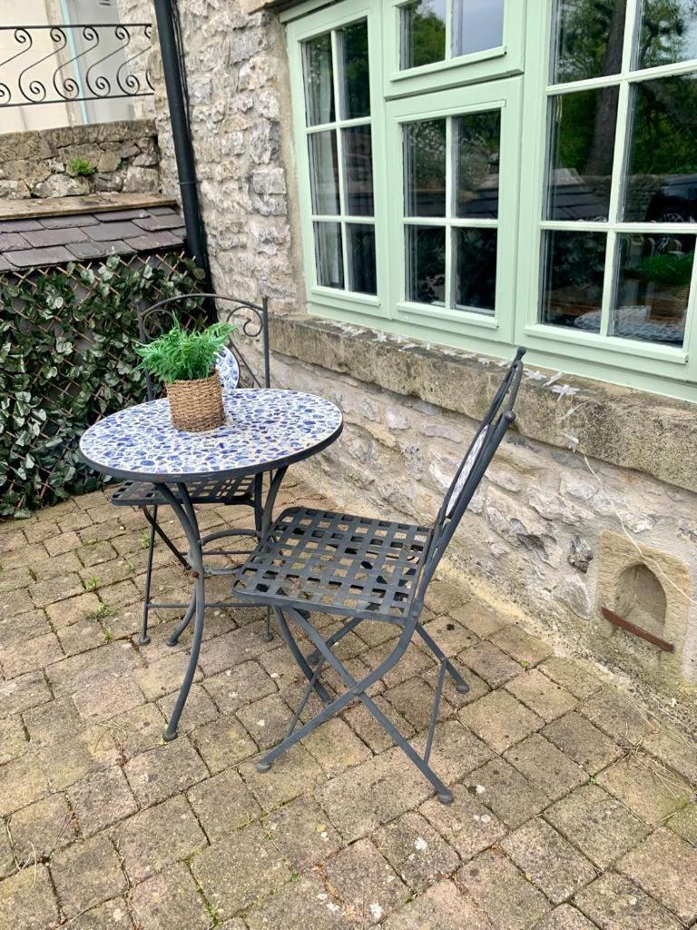 Gorgeous Cozy Cottage With A Heritage Feel, Walks, Pubs & Wood Burner Tideswell Esterno foto